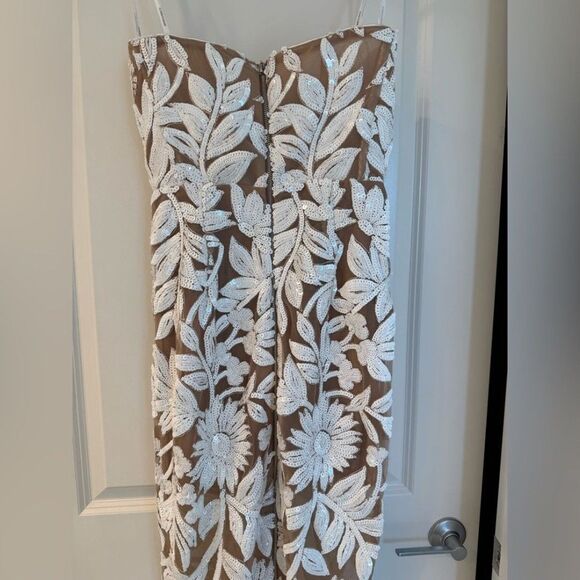 NEW Bronx and Banco Dahlia Maxi Dress in White Silver Floral Strapless, size XS - Picture 12 of 12